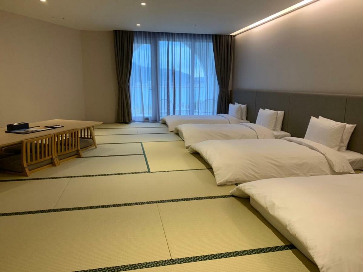 Golden Tulip Fab Hotel New Taipei Tamsui Extérieur photo